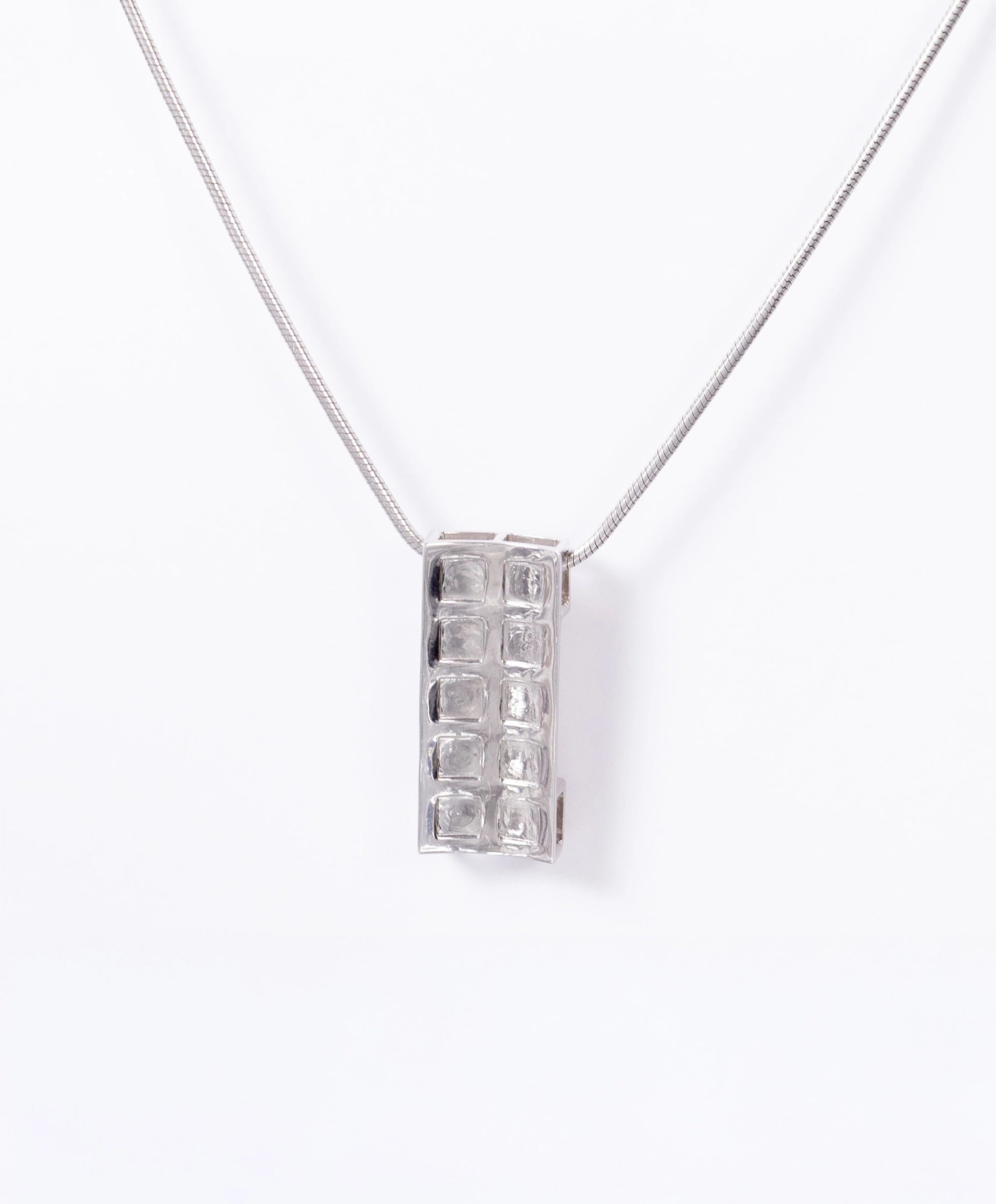 Kitthh Long Pendant