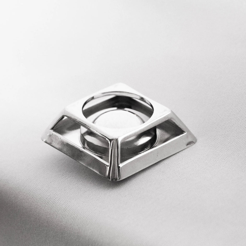 Objet d'art: A Diya